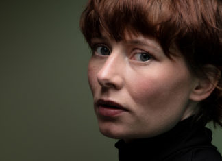 Fortrinlig underholdning fra finurlige Annika Aakjær