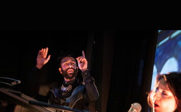 Klassisk persisk musik rammer dansegulvet