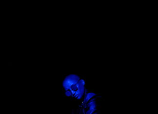 Lucy Love – 9 Bars