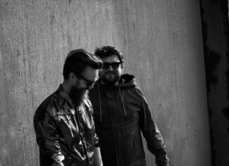 Nyt album fra She’s a Sailor: Do You Want Us to Play?