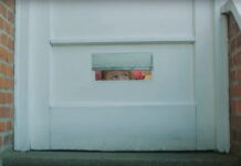 “Du Er Buret Inde Med Så Meget På Sinde”