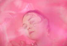 MoonBee med The Astronauts og Who Killed Bambi