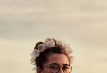 Neoklassisk tilsat dansk lyrik fra unge Ea Wim