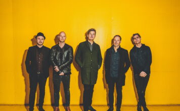 Andorra udgiver debut album
