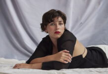 Sangskrivertalent forener det rytmiske med det klassiske på storslået førstesingle