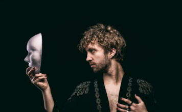 Niklas Runge udgiver ny storslået og teatralsk single