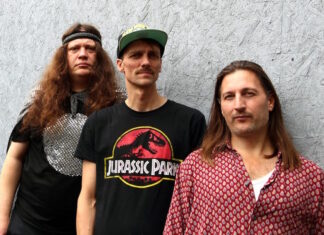 Rock n ‘roll-powertrioen OTAN RAW udsender første single fra debutalbum