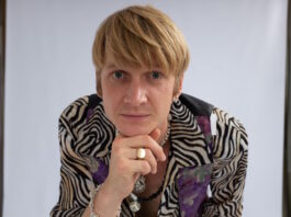 Elias Bendix samarbejder med Bon Iver-blæser på “Disillusion & Love”