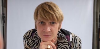 Elias Bendix samarbejder med Bon Iver-blæser på “Disillusion & Love”